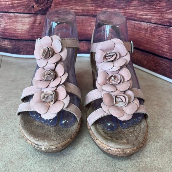 b.o.c. Born Concepts Pale Pink Leather Flower Platform Cork Wedge Espadrilles - Picture 2 of 13